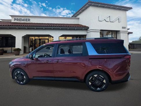 New 2026 Kia Carnival EX image 5