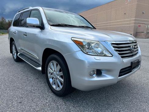 Used 2009 Lexus LX 570 4WD image 3