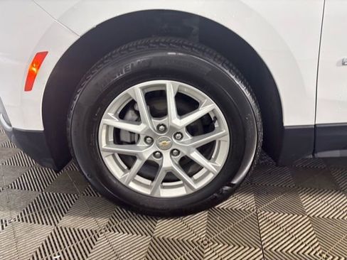 Certified 2024 Chevrolet Equinox LT w/ LPO, Floor Liner Package image 22