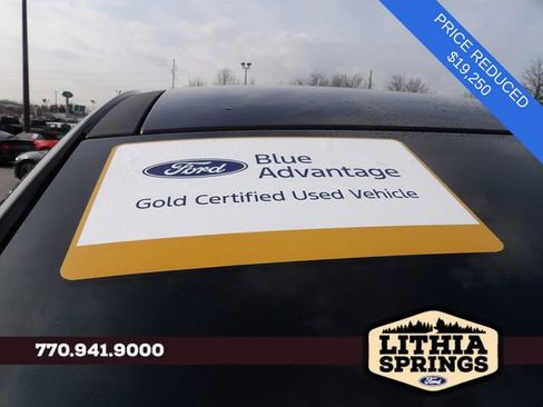 Certified 2022 Ford Escape SE image 10