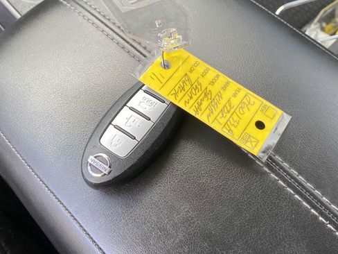 Used 2021 Nissan Sentra S image 19