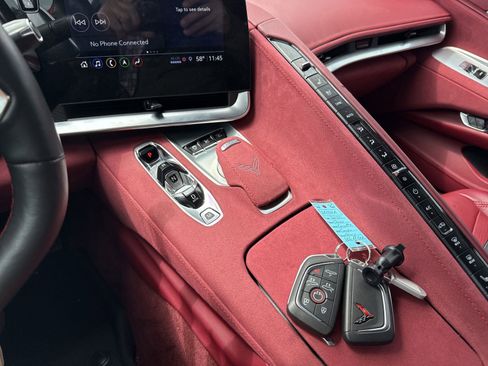 Used 2022 Chevrolet Corvette Stingray Premium Conv w/ Z51 Performance Package RWD image 14