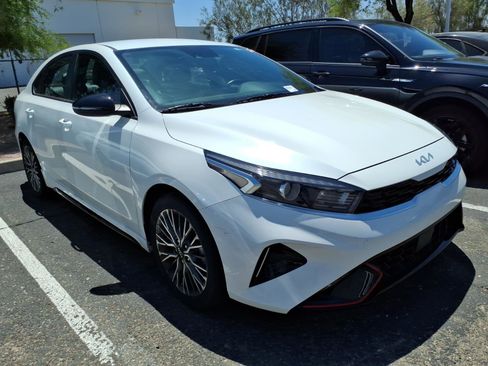 Used 2024 Kia Forte GT-Line FWD image 2