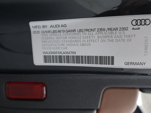 Used 2020 Audi A4 2.0T Premium w/ Convenience Package image 26