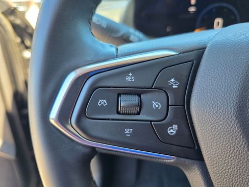 Used 2025 Chevrolet Trax LT w/ Driver Confidence Package FWD image 22