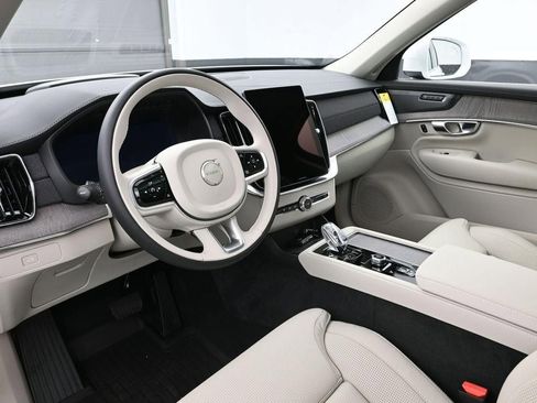 New 2026 Volvo XC90 B6 Ultra w/ Protection Package AWD/4WD image 7