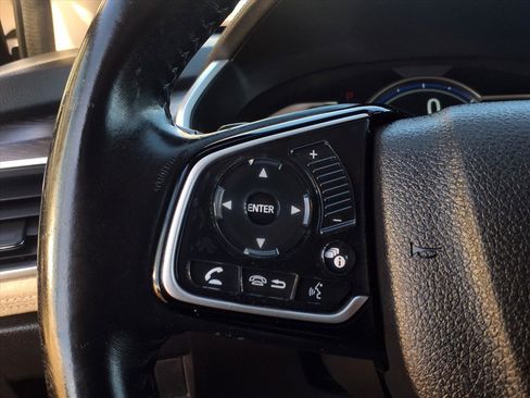 Used 2018 Honda Clarity Touring image 16