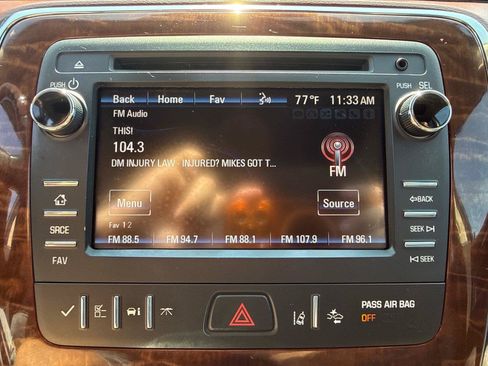 Used 2014 Buick Enclave Premium AWD/4WD image 18