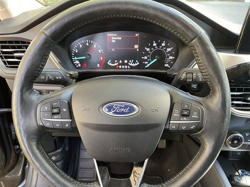 Used 2020 Ford Escape SEL image 17