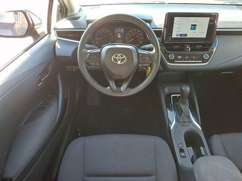 Used 2024 Toyota Corolla LE FWD image 11