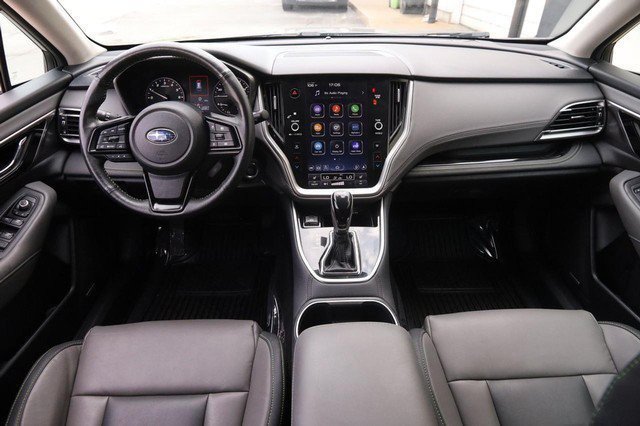 Used 2025 Subaru Outback Onyx Edition AWD/4WD image 23
