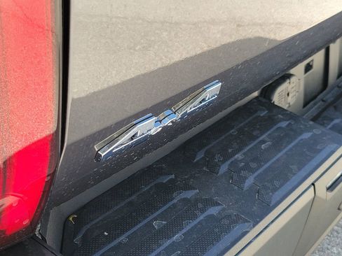 New 2026 Toyota Tundra SR5 AWD/4WD image 7