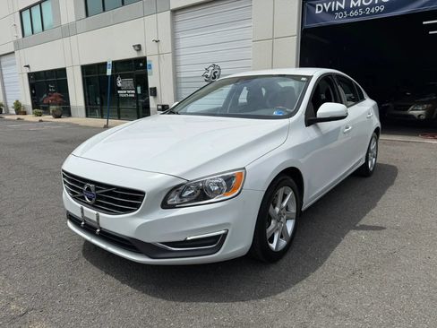 Used 2015 Volvo S60 T5 FWD image 5