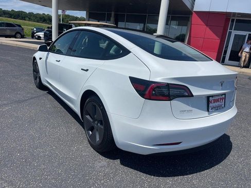 Used 2022 Tesla Model 3 Long Range AWD/4WD image 5