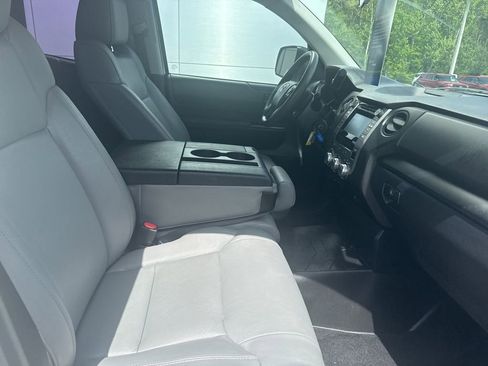 Used 2017 Toyota Tundra SR image 24