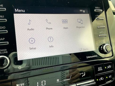 Used 2021 Toyota Prius L Eco image 34