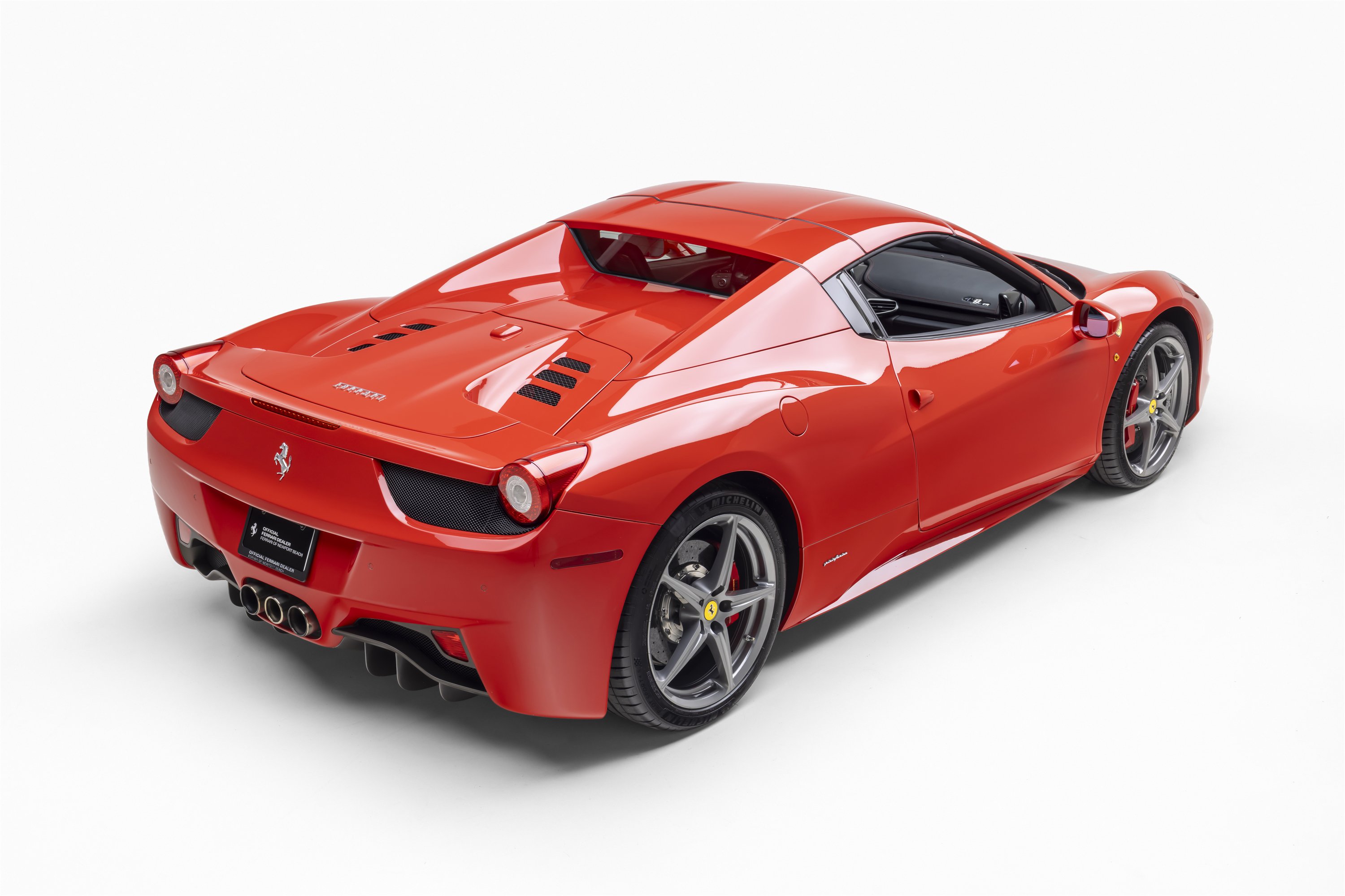 Certified 2013 Ferrari 458 Spider RWD image 14