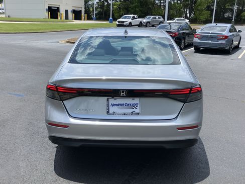 Certified 2024 Honda Accord LX image 9