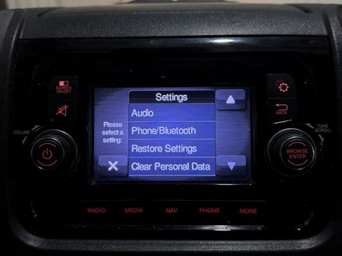 Used 2021 RAM ProMaster 1500 FWD image 12