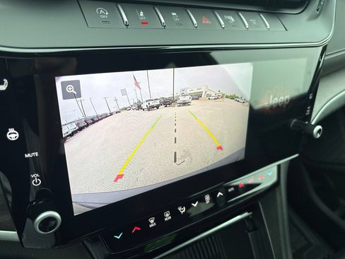 New 2026 Jeep Grand Cherokee Altitude RWD image 22