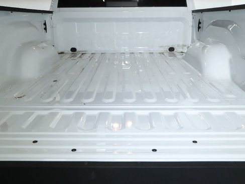 Used 2024 RAM 2500 Tradesman w/ Chrome Appearance Group AWD/4WD image 31
