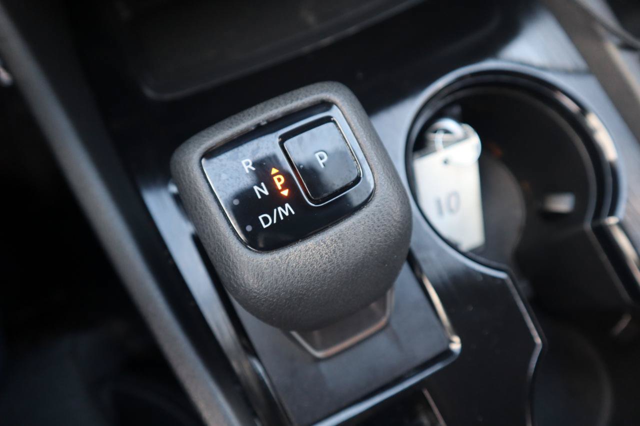 Used 2021 Nissan Rogue SV AWD/4WD image 68