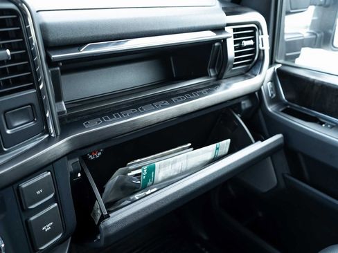 Used 2023 Ford F250 Lariat w/ Lariat Ultimate Package image 18