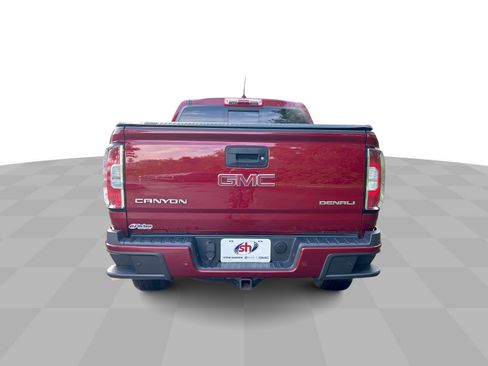 Certified 2019 GMC Canyon Denali RWD image 8