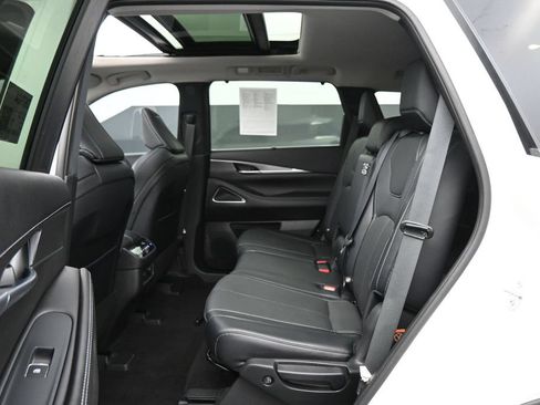 Used 2023 INFINITI QX60 Luxe w/ Vision Package FWD image 21