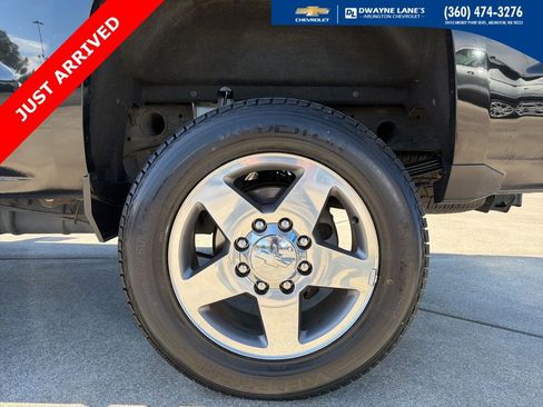 Used 2019 Chevrolet Silverado 2500 LT w/ LT Convenience Package AWD/4WD image 11