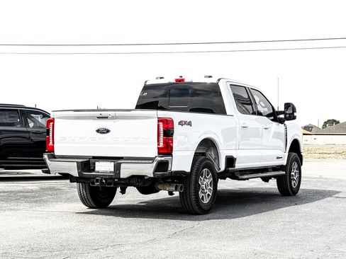 Used 2024 Ford F250 Lariat image 5