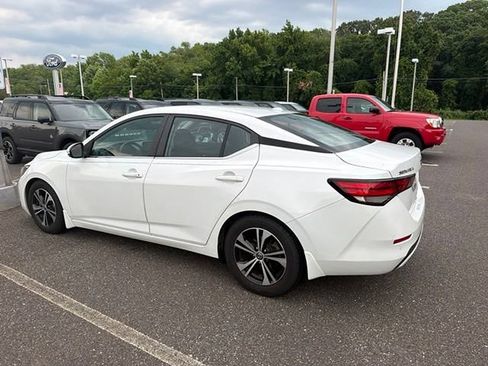 Used 2020 Nissan Sentra SV FWD image 2