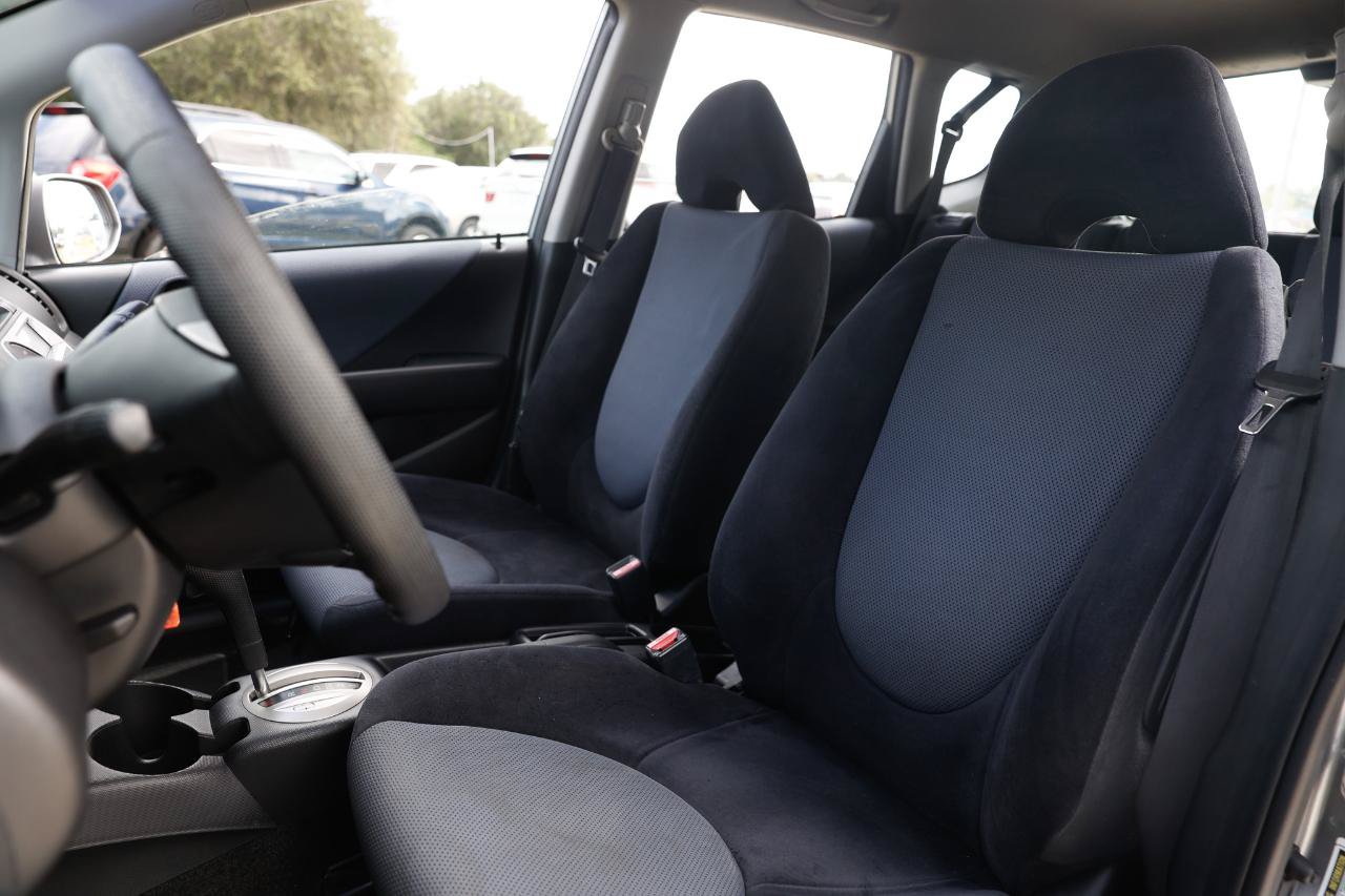 Used 2007 Honda Fit image 6