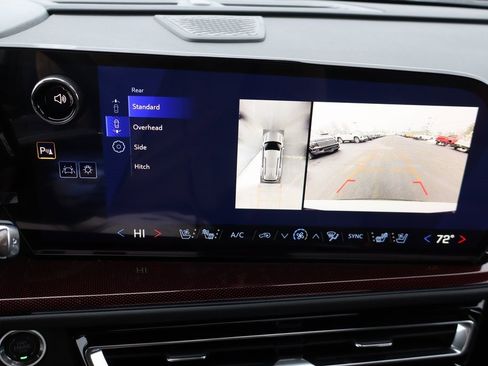 New 2026 Chevrolet Traverse RS image 12