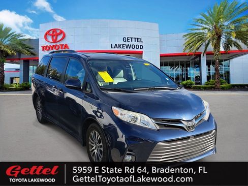 Used 2020 Toyota Sienna XLE Premium image 1