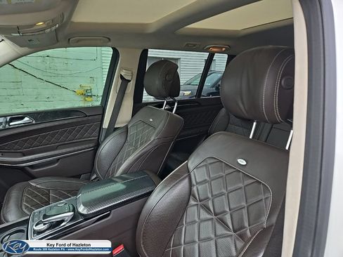 Used 2018 Mercedes-Benz GLS 550 4MATIC image 41