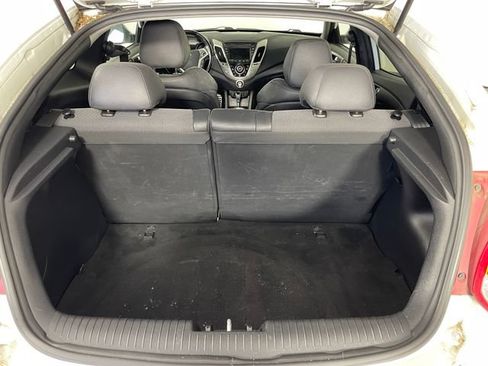 Used 2014 Hyundai Veloster w/ Technology Package 03 FWD image 12