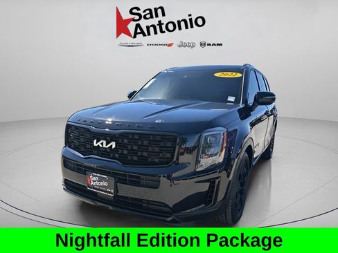 Used 2022 Kia Telluride EX w/ EX Premium Package AWD/4WD image 4