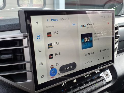 Used 2023 Toyota Tundra SR5 image 11