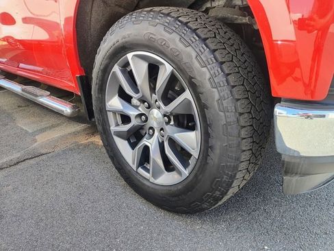 Used 2021 Chevrolet Silverado 1500 LT image 4