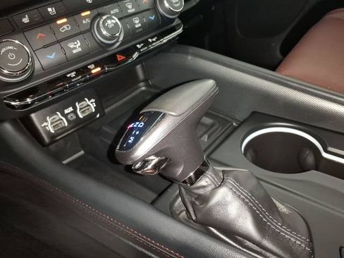 Used 2024 Dodge Durango R/T AWD/4WD image 23