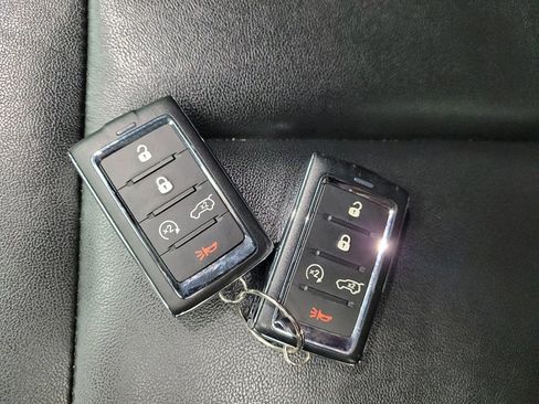 Used 2022 Jeep Grand Cherokee Limited 4xe image 32