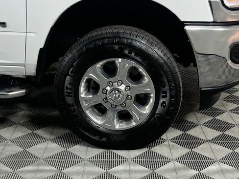 Used 2024 RAM 2500 Big Horn w/ Bed Utility Group image 13