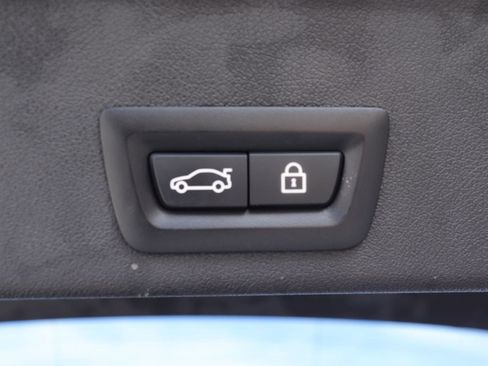 Used 2023 BMW X6 M50i w/ Executive Package image 18