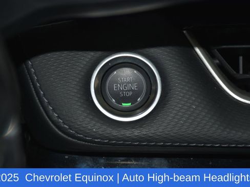 Used 2025 Chevrolet Equinox LT FWD image 13