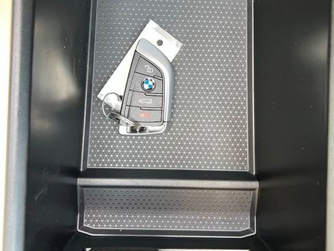 Used 2020 BMW 330i xDrive Sedan w/ Premium Package image 41