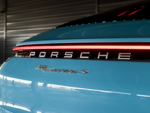 Certified 2021 Porsche 911 Carrera S RWD image 24