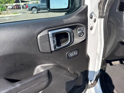 Used 2024 Jeep Wrangler Unlimited Rubicon 4xe image 20