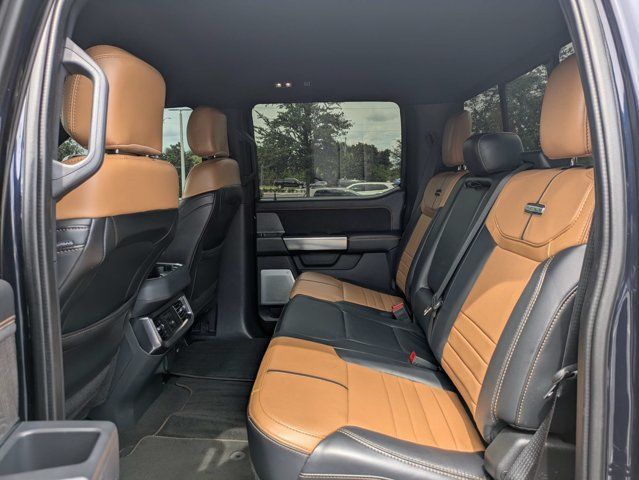 Used 2024 Ford F350 Platinum w/ FX4 Off-Road Package AWD/4WD image 13