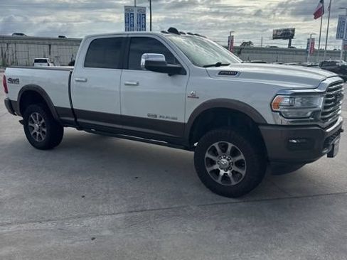 Used 2022 RAM 2500 Limited AWD/4WD image 1